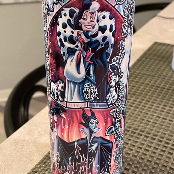 20 ounce stainless steel Disney Villains Tumbler - Picture 3 of 10